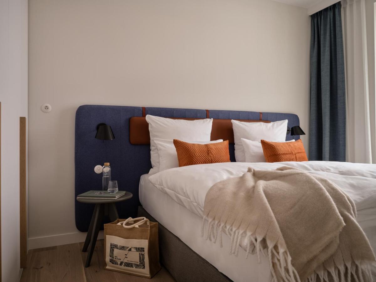The Breeze Aparthotel Heringsdorf  Bagian luar foto A room at the hotel