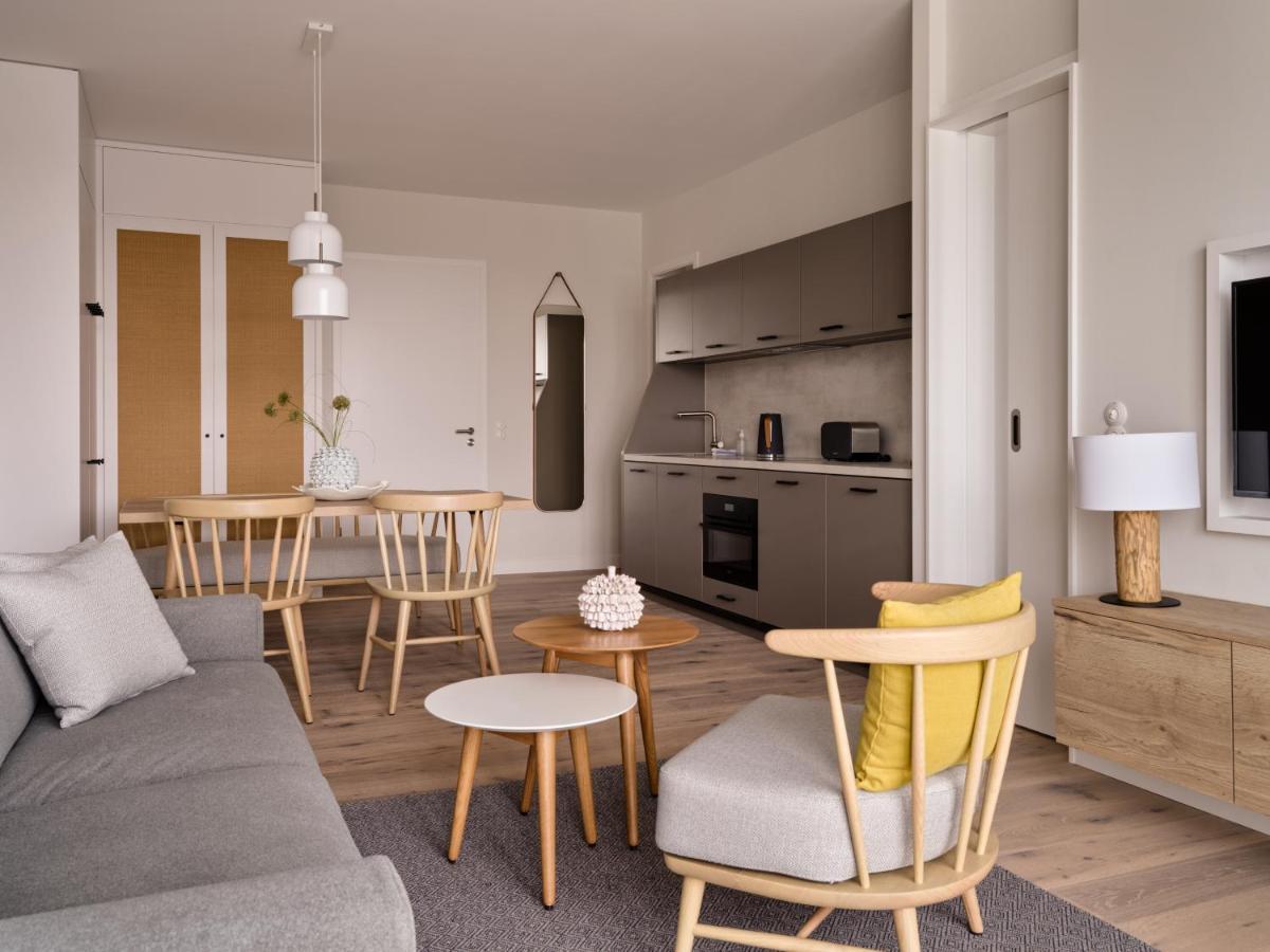 The Breeze Aparthotel Heringsdorf  Bagian luar foto A typical apartment at the Standard East Village