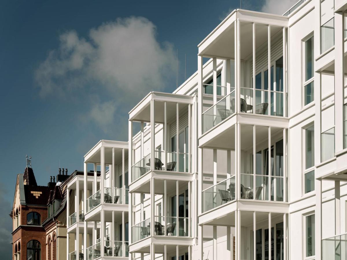 The Breeze Aparthotel Heringsdorf  Bagian luar foto The River Building, completed in 2007