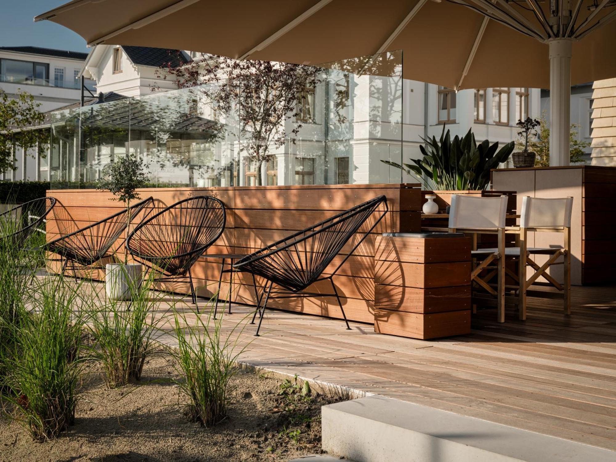 The Breeze Aparthotel Heringsdorf  Bagian luar foto Condesa Hotel