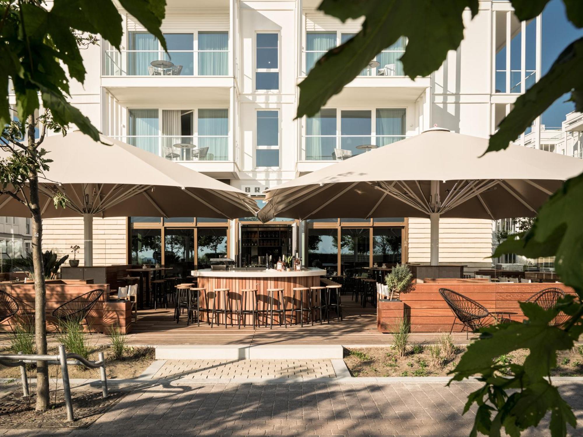 The Breeze Aparthotel Heringsdorf  Bagian luar foto Restaurant